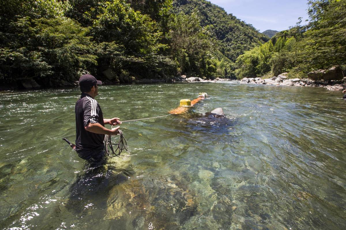 Arrieros del agua en San Francisco - Foto Esteban Vanegas