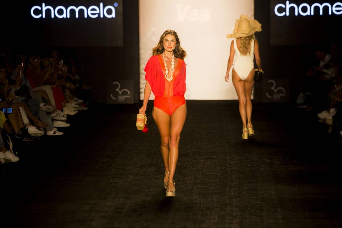 Vestidos de baño, ropa interior y prendas deportivas desfilaron en esta pasarela. FOTO Carlos Velásquez
