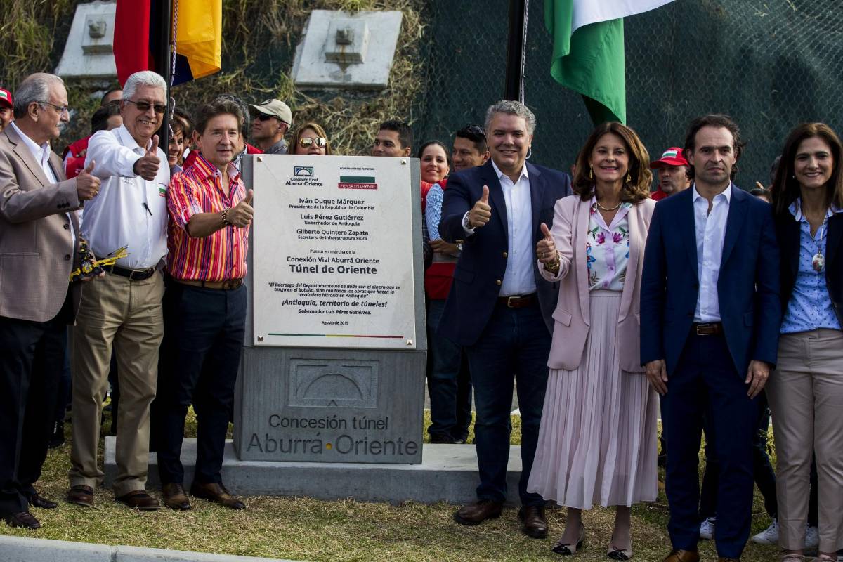 Duque, en la ceremonia de inauguración, destacó la unión entre el sector privado y público para la consecución de la obra que costó cerca de un billón de pesos. FOTO Julio César Herrera 