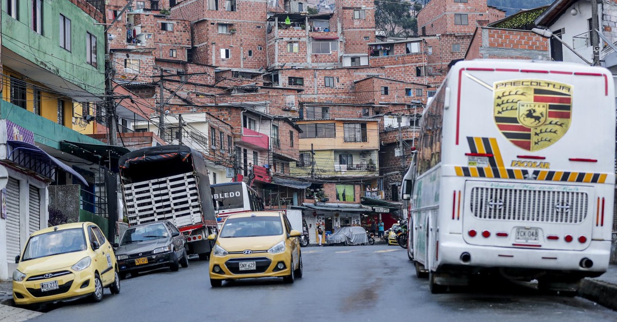 Alcaldía De Medellín Pone El Foco En Robledo Por Alto Número De Contagios 1792