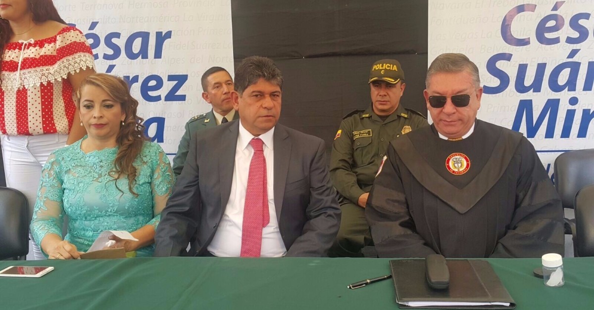 César Suárez Mira Se Posesionó Como Alcalde De Bello