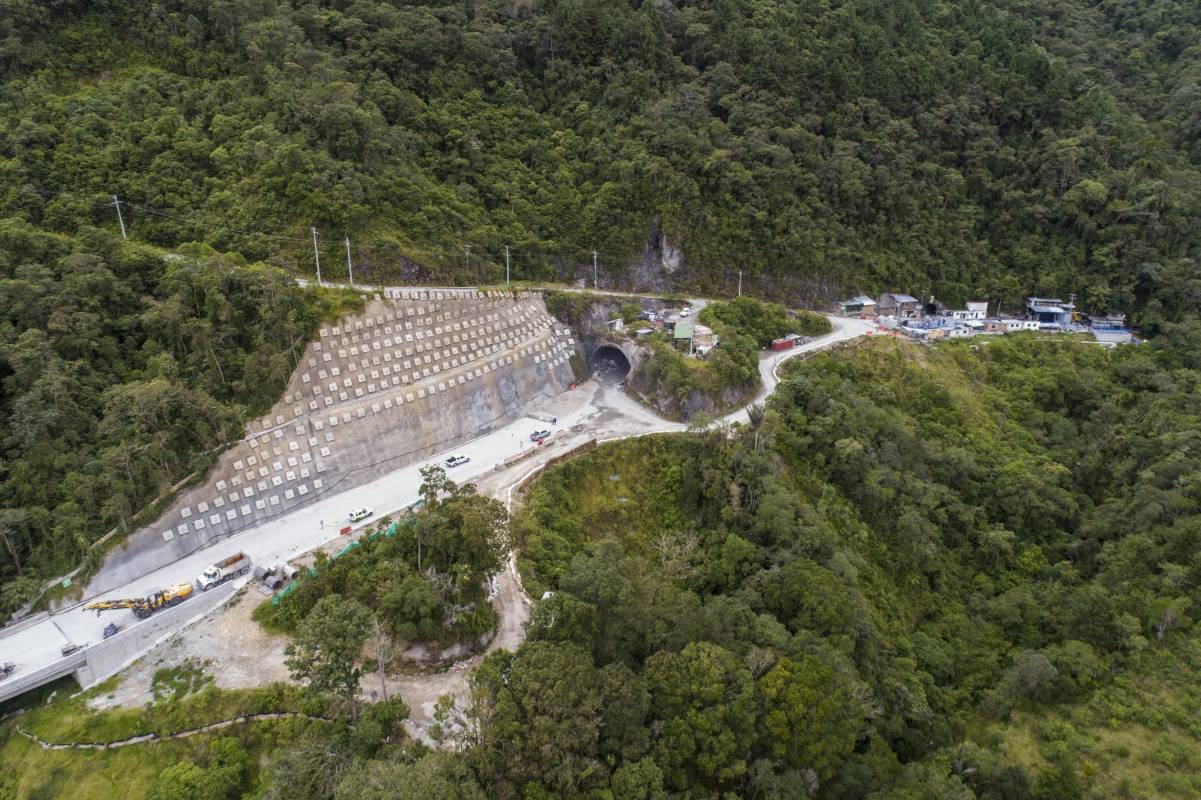 Cerca de un año estuvieron cerca de paralizadas. El nuevo contratista está rompiendo la inercia que traía la ejecución y deberá realizar un diagnóstico general del proyecto. FOTO: ESTEBAN VANEGAS