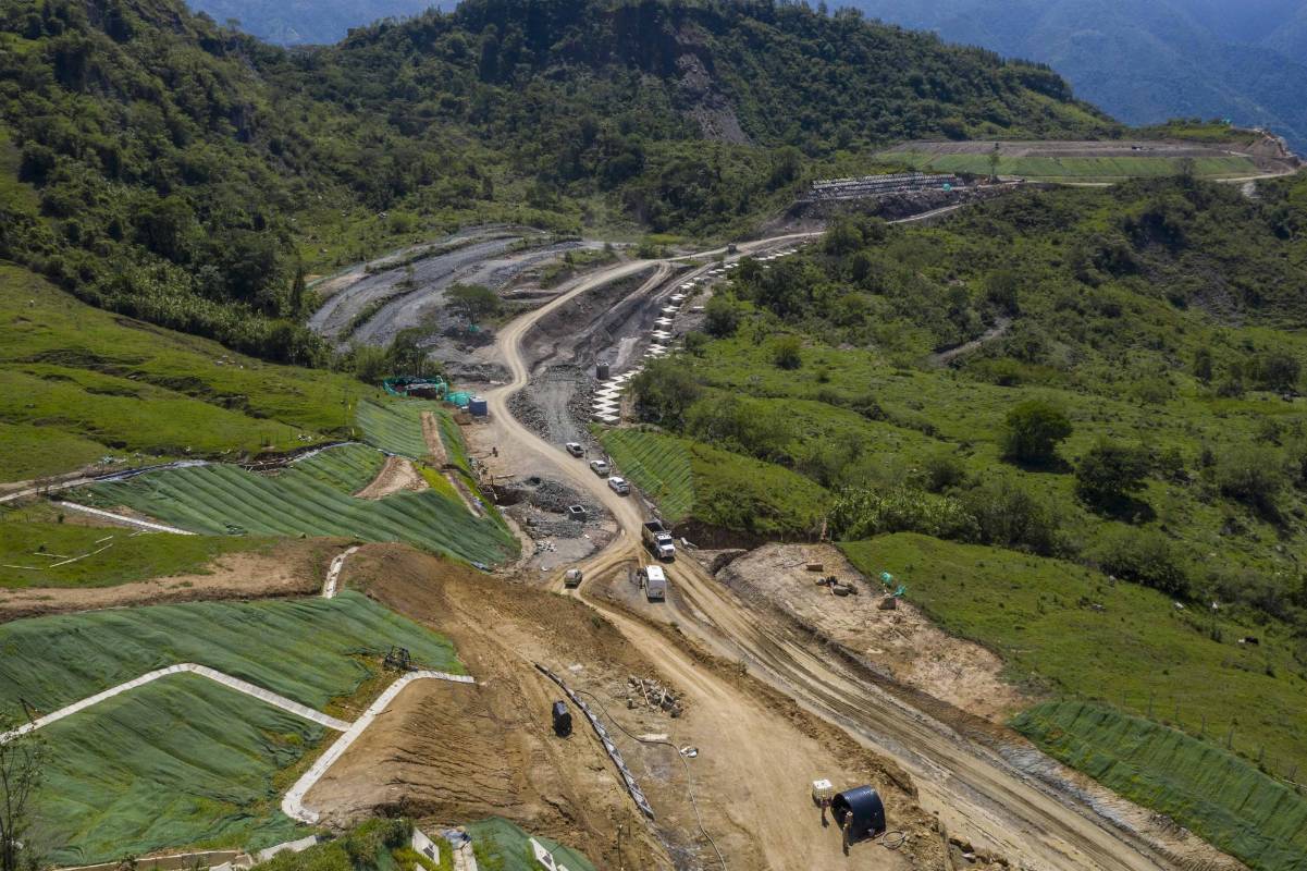 En un 40% de avance se encuentran las obras del proyecto pacifico 1 en el Suroeste Antioqueño. Foto: Manuel Saldarriaga Quintero