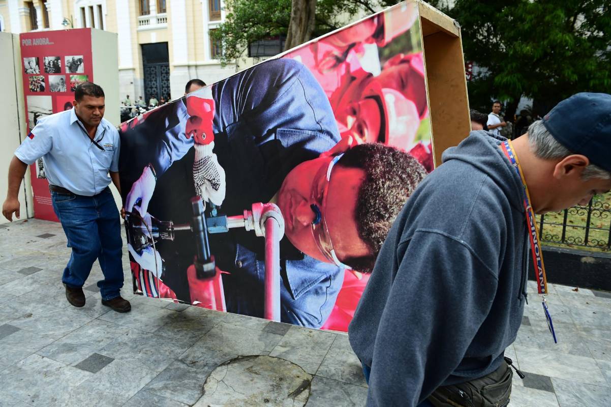 Como reflejo de los cambios que parecen avecinarse en el Congreso, en la víspera también por primera vez en años se permitió que los periodistas asistieran a la sesión de la Asamblea. FOTO AFP. 