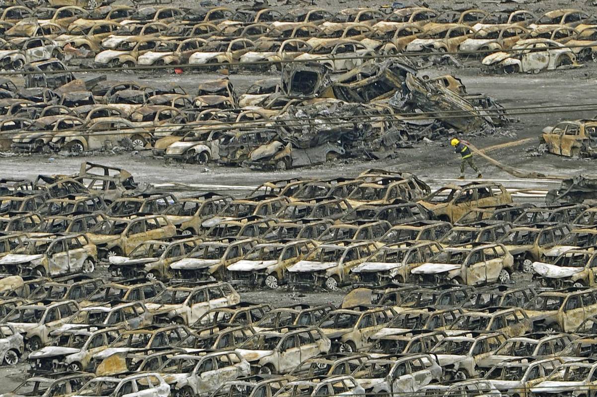 A 85 se elevó la cifra de muertos por las explosiones ocurridas el pasado miércoles en una terminal de contenedores de Tianjin, en el norte de China. FOTO AFP