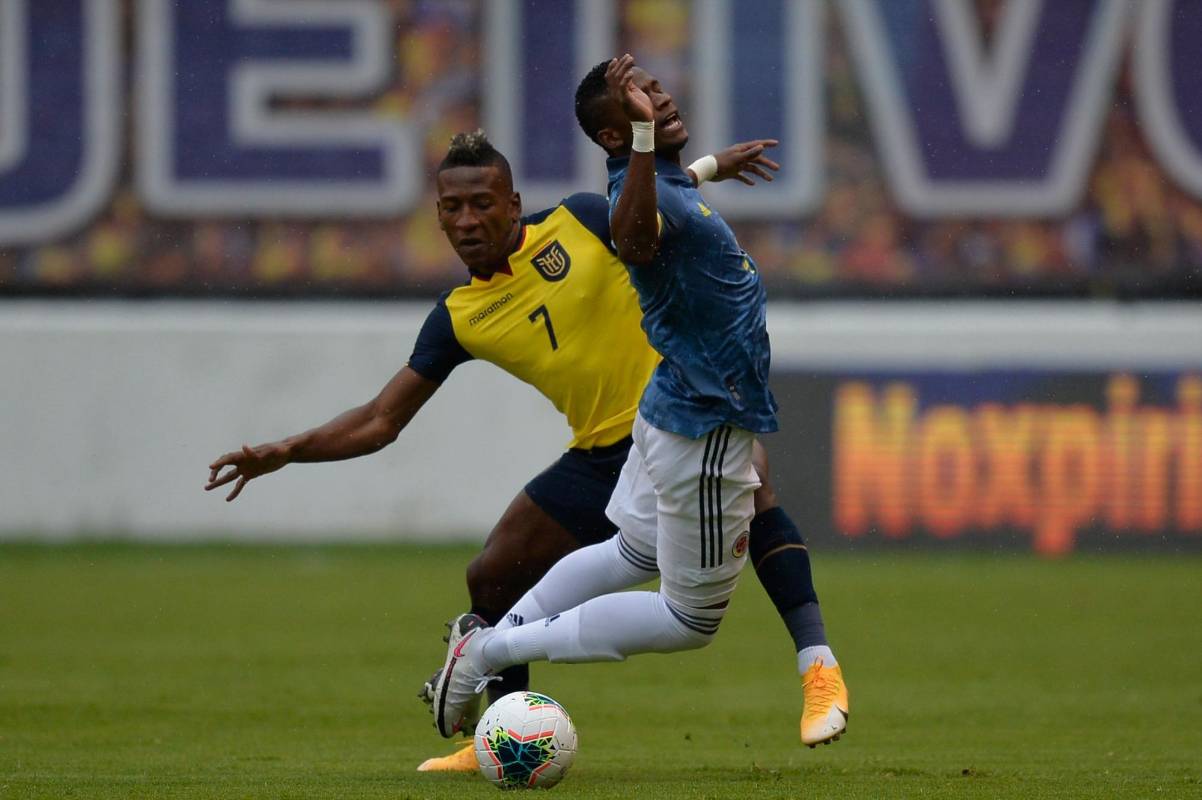 En los últimos 25 años en duelos entre Colombia y Ecuador no había antecedentes de una goleada como la que le propinó la selección dirigida por Gustavo Alfaro a la tricolor 6-1. De esa forma tambalea la era Queiroz. Foto: AFP.