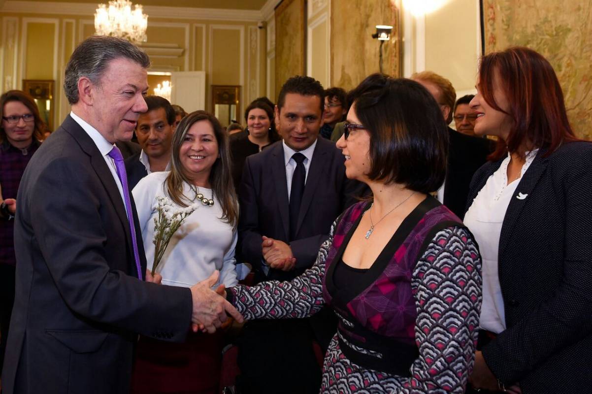 Se le encontrará una salida a este acuerdo para comenzar a implementar la paz lo más pronto posible, dijo Santos en Palacio. FOTO CORTESÍA 