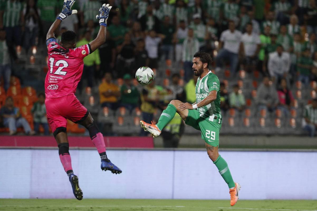 Con goles de Patricio Cucchi (9’) y Daniel Muñoz (51’ y 59’) el verde logró la primera victoria en su debut en el cuadrangular semifinal de la Liga. Foto: Manuel Saldarriaga
