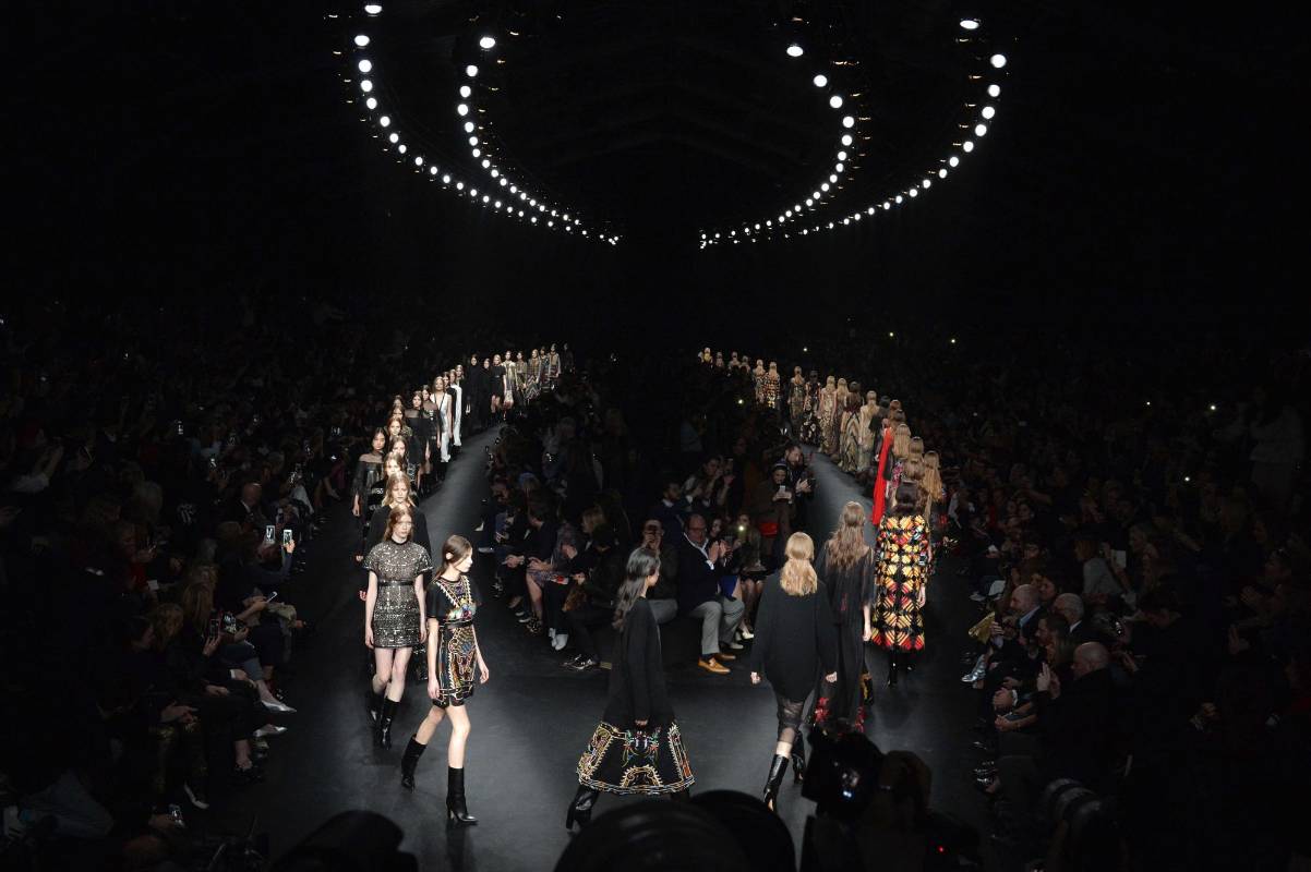 El desfile fue parte hizo parte de la Semana de la Moda de París. FOTO AFP