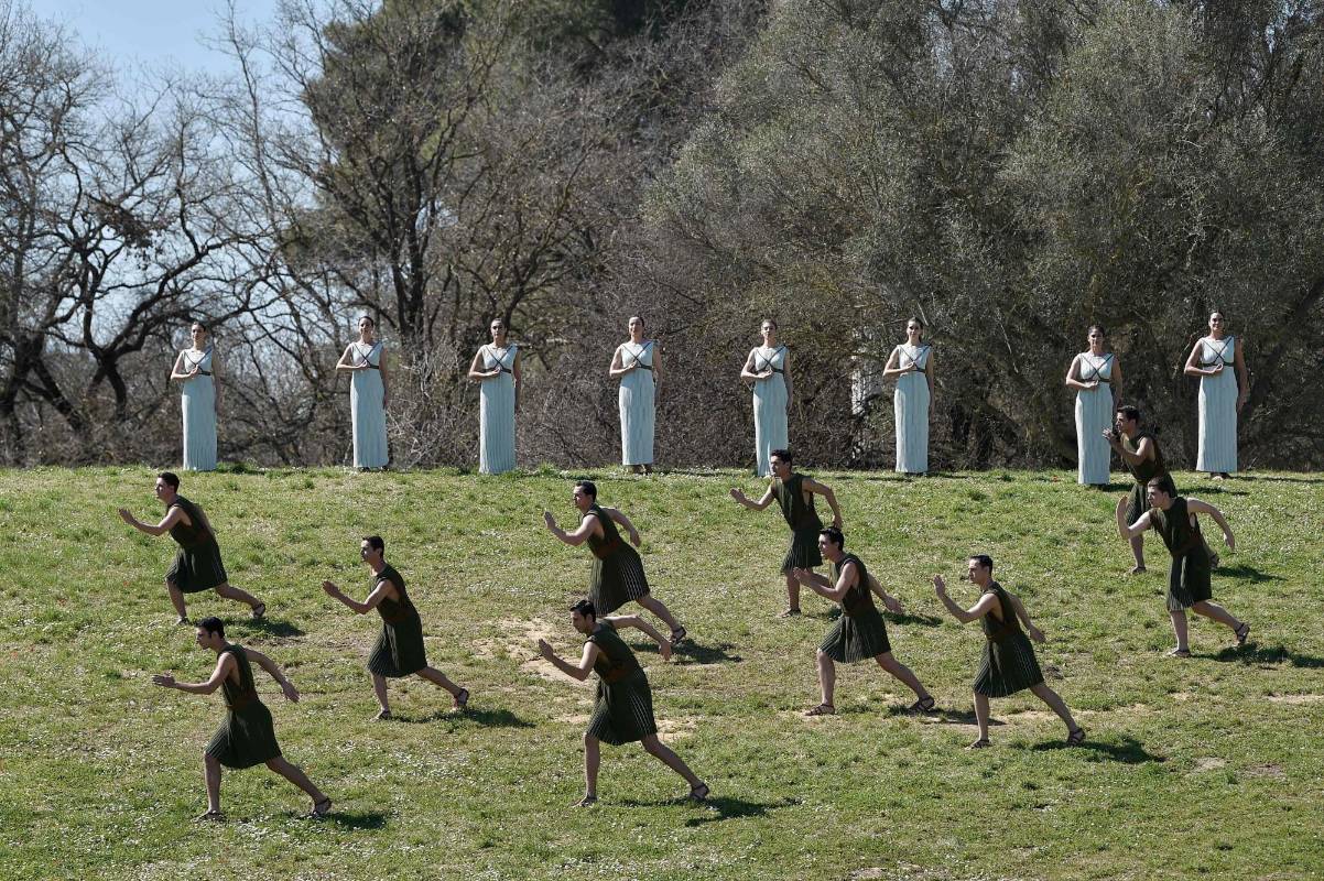 La ceremonia tuvo una danza musicalizada por el arpa. FOTO AFP