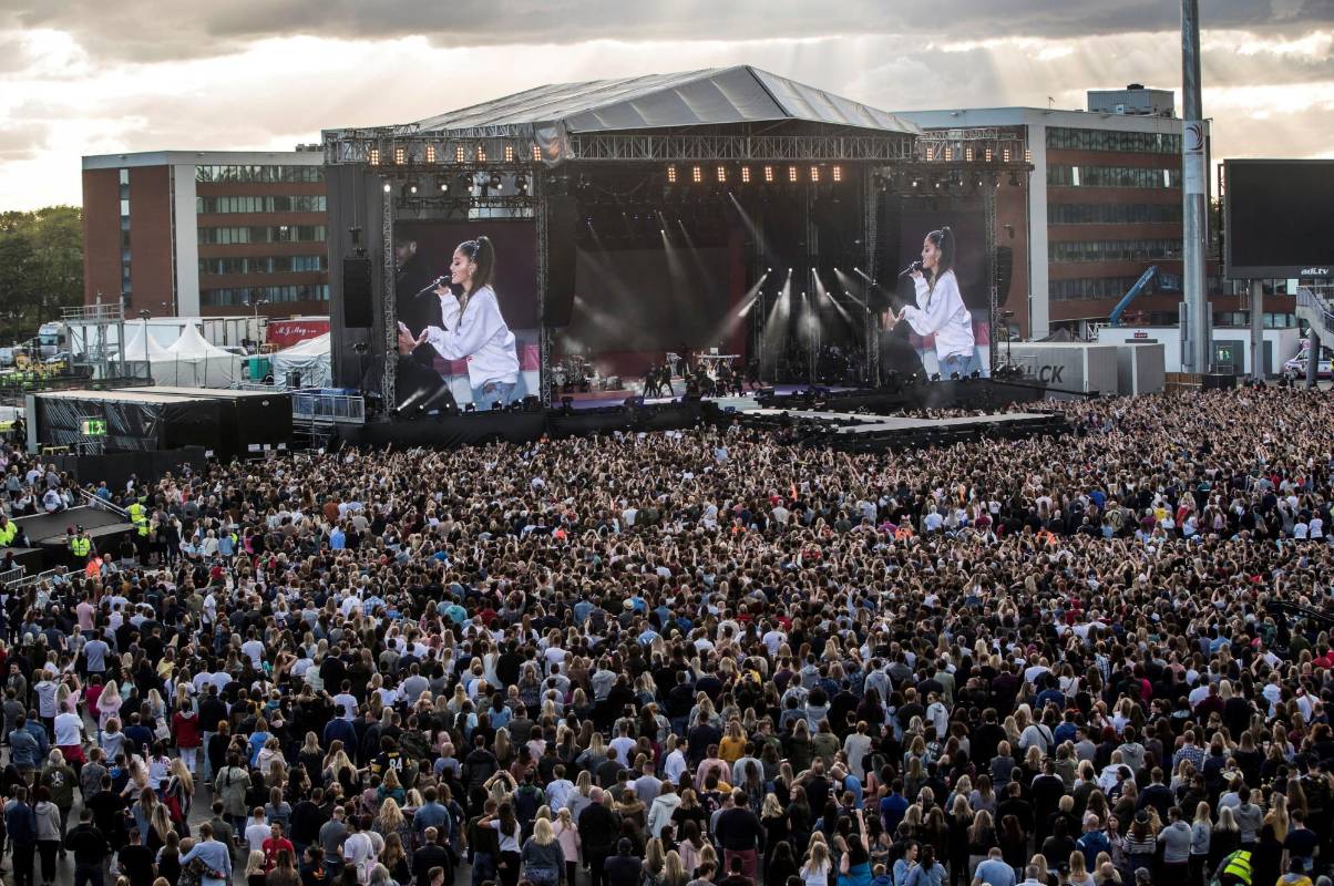 El público llenó el Emirates Old Trafford. FOTO Reuters