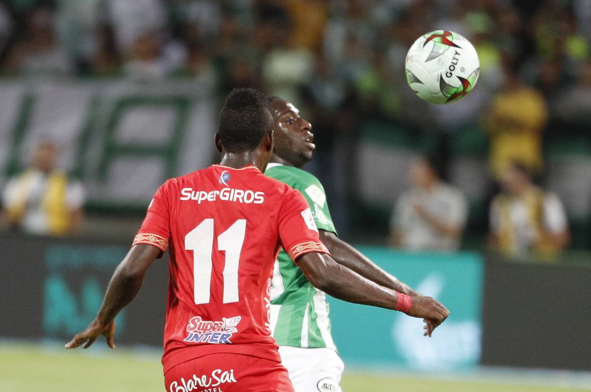 Nacional recupero su jerarquía para vencer al América que lleva diez años sin ganarle en el Atanasio Girardot. Foto: Manuel Saldarriaga Quintero