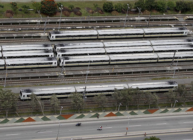 Hace dos semanas el Metro de Medellín recibió de Findeter un anticipo por 55.000 millones de pesos para pagar la compra de 20 nuevos trenes, que empezarán a ingresar al sistema, de manera progresiva, a partir del próximo año. FOTO Donaldo zuluaga