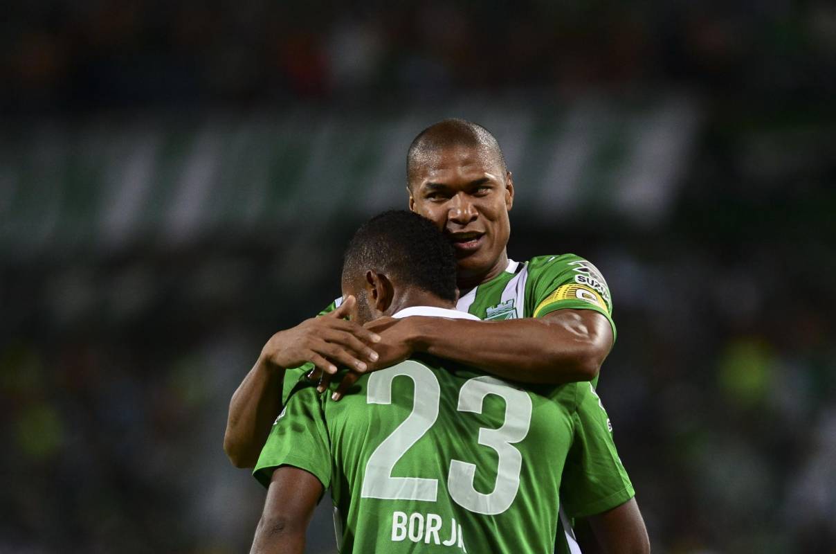 Los jugadores de Atlético Nacional celebran la anotación. FOTO AP