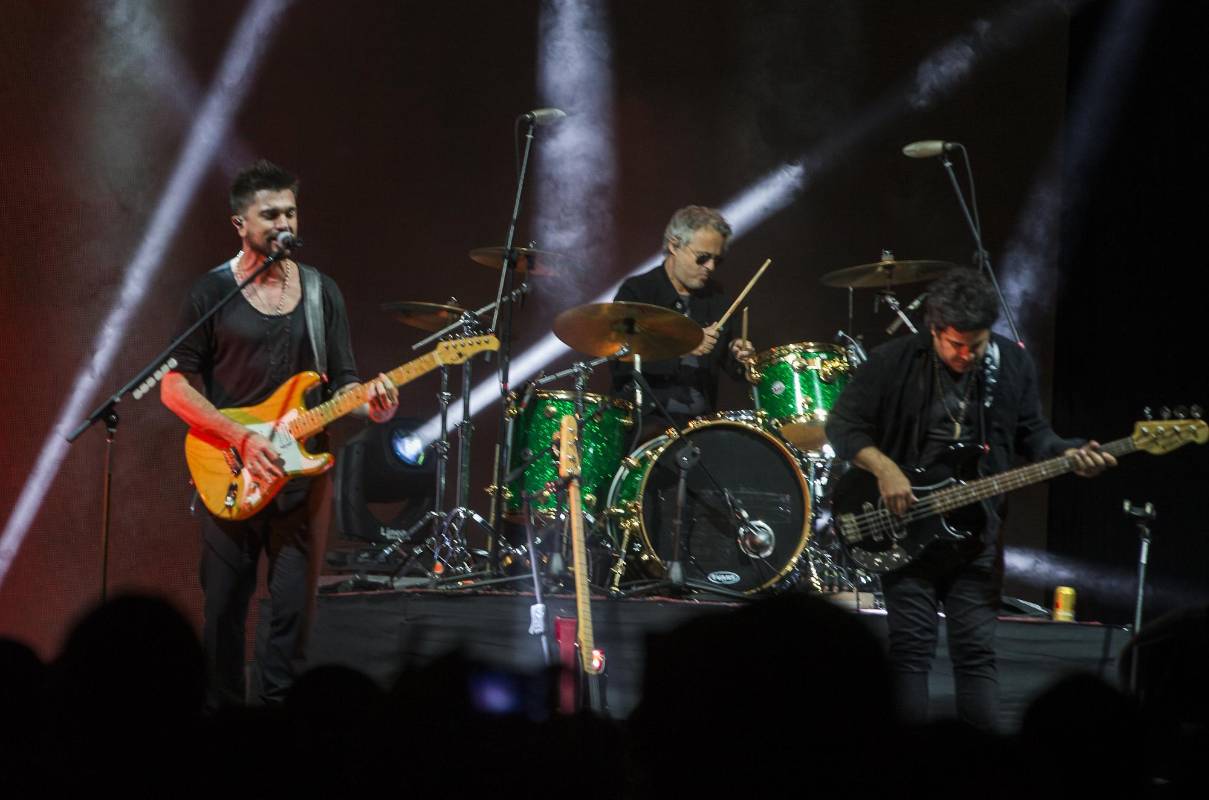 Juanes presentó sus nuevas canciones en vivo, por primera vez, en Medellín. FOTO Julio César Herrera