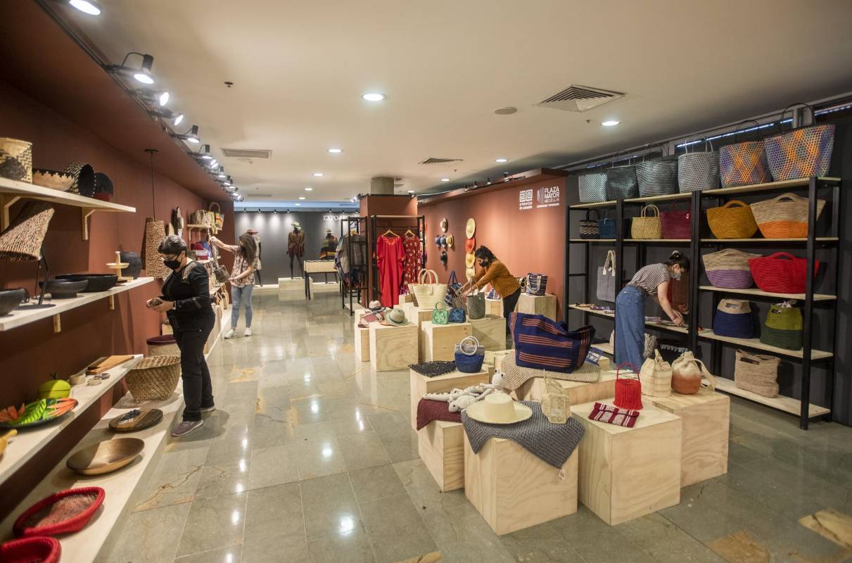 Exporartesanos es la segunda vitrina comercial de los artesanos de este país y la cual llega a su undécima versión. Foto. Camilo Suárez.