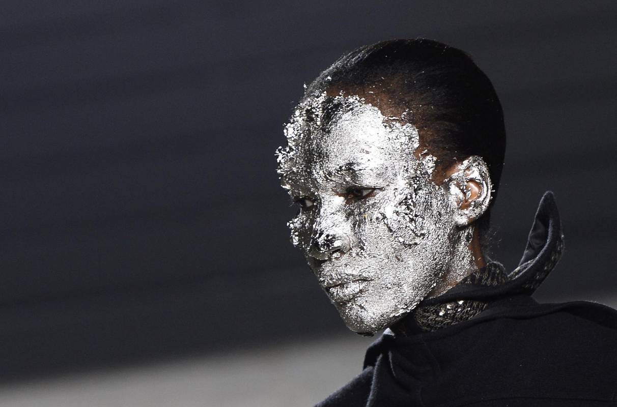 Creación de Rick Owens. FOTO AFP