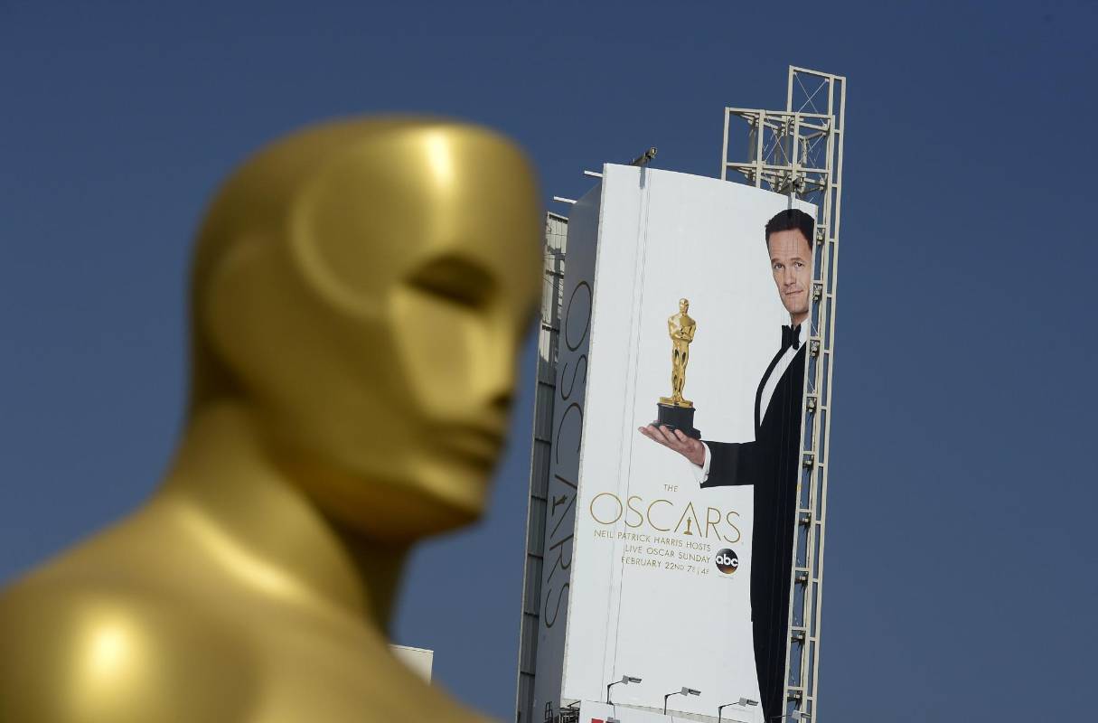 El pulso por el Oscar al mejor actor entre Michael Keaton y Eddie Redmayne supone uno de los grandes dilemas. FOTO AFP