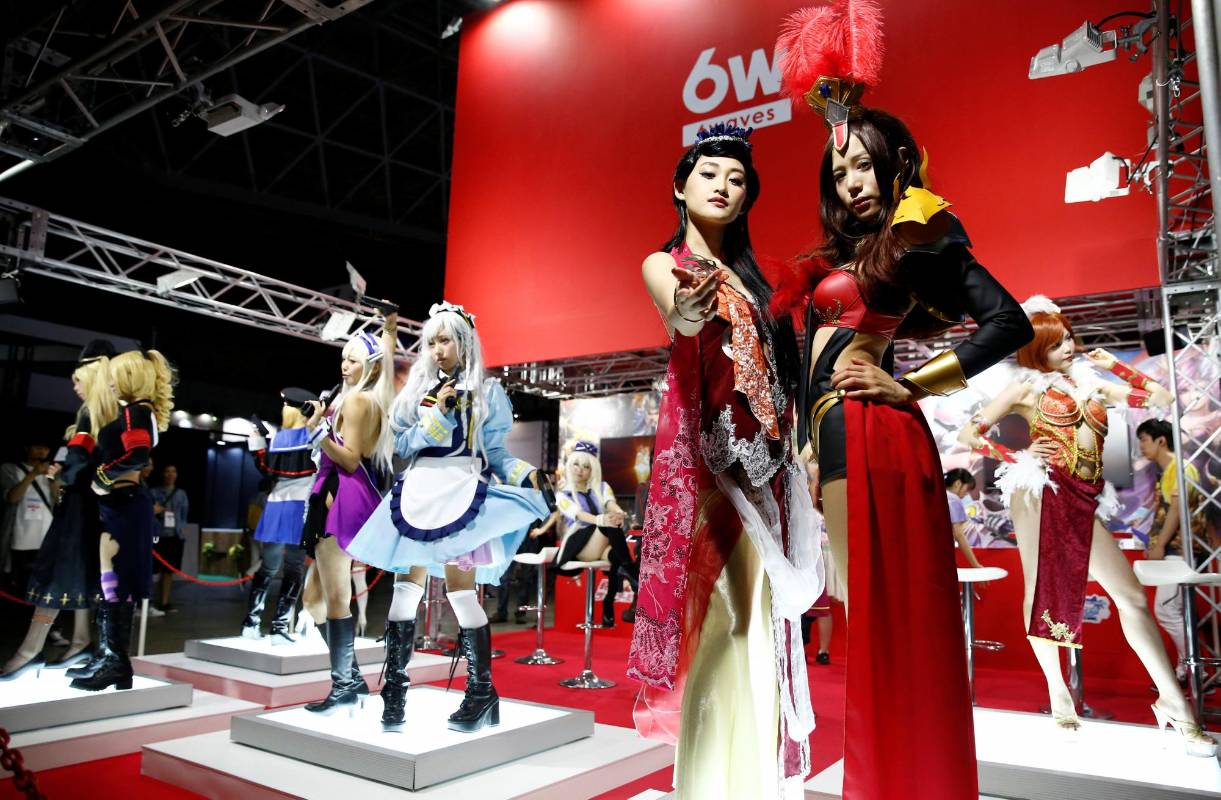 Hay espacio para vestirse como los personajes de los videojuegos. FOTO Reuters