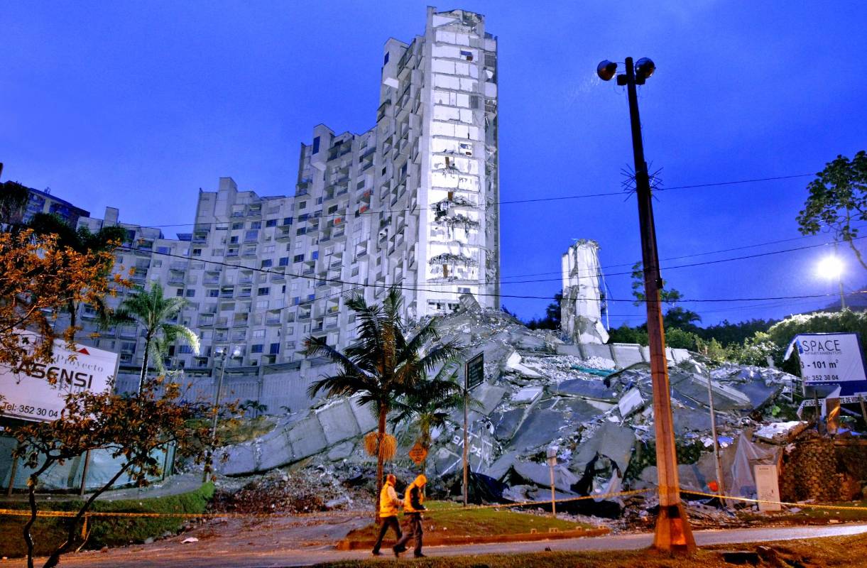 Un día como hoy hace siete años se derrumbaron los 21 pisos que conformaban la torre 6 de el edificio Space. Foto: Juan Antonio Sanchez