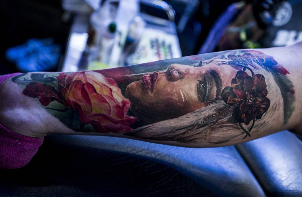 Hubo talleres de técnicas de tatuajes avanzadas. Foto: JAIME PÉREZ MUNEVAR