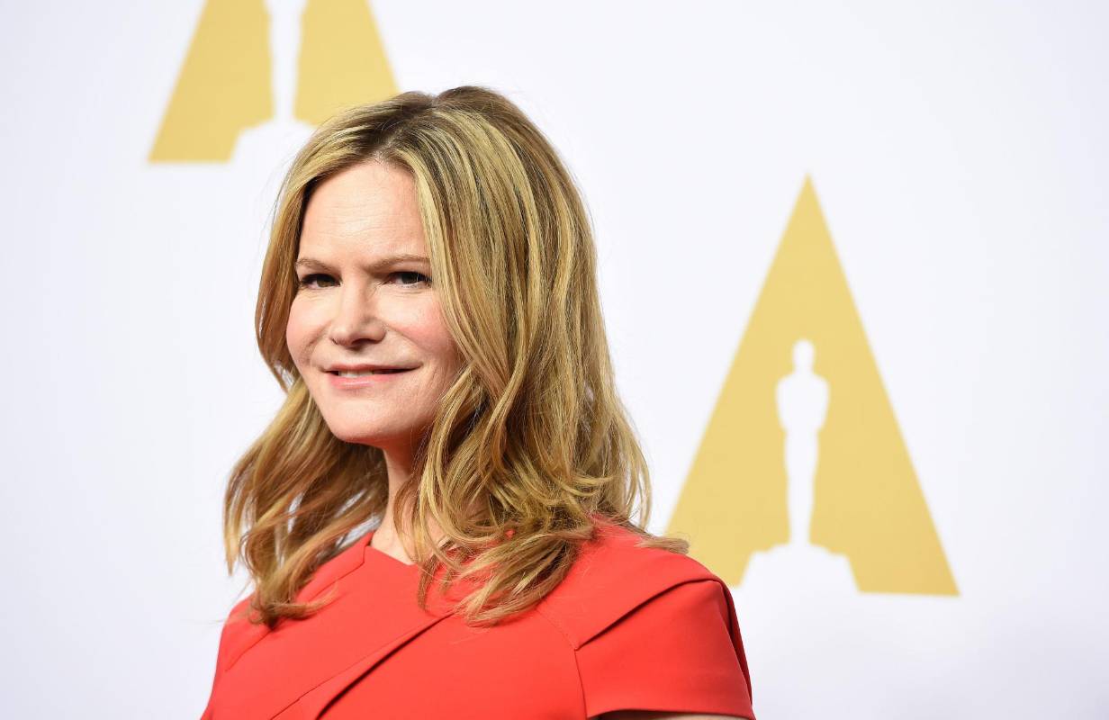 Jennifer Jason Leigh está nominada a Mejor actriz de reparto por Los 8 más buscados. FOTO AFP