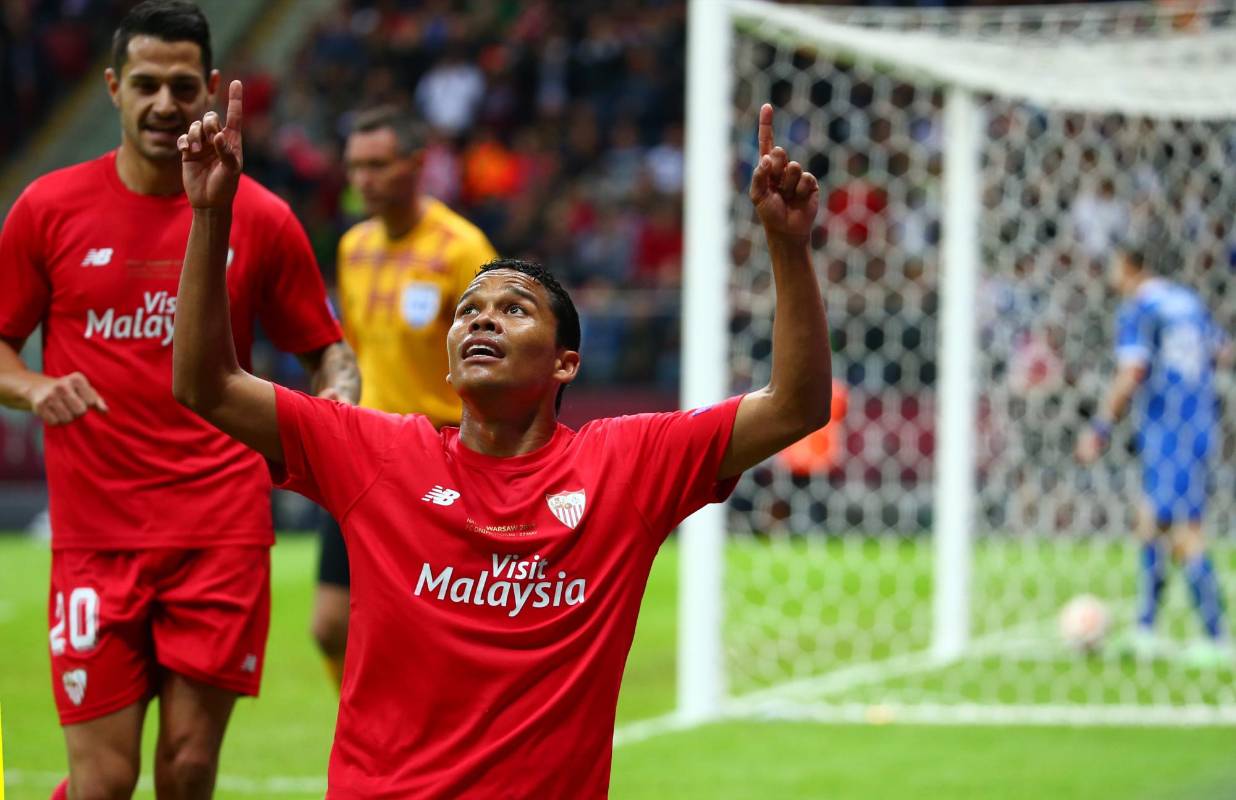 El colombiano cumple su segunda temporada en el equipo español y se destapó en las dos como el gran goleador del Sevilla. FOTO REUTERS