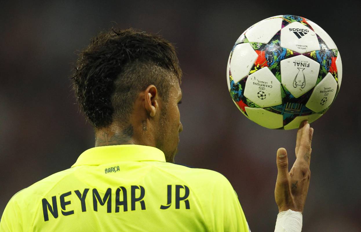 La dupla Suárez-Neymar volvió a ser letal a los 29 en una jugada que comenzó con un rechazo en el área del Barca. FOTO REUTERS