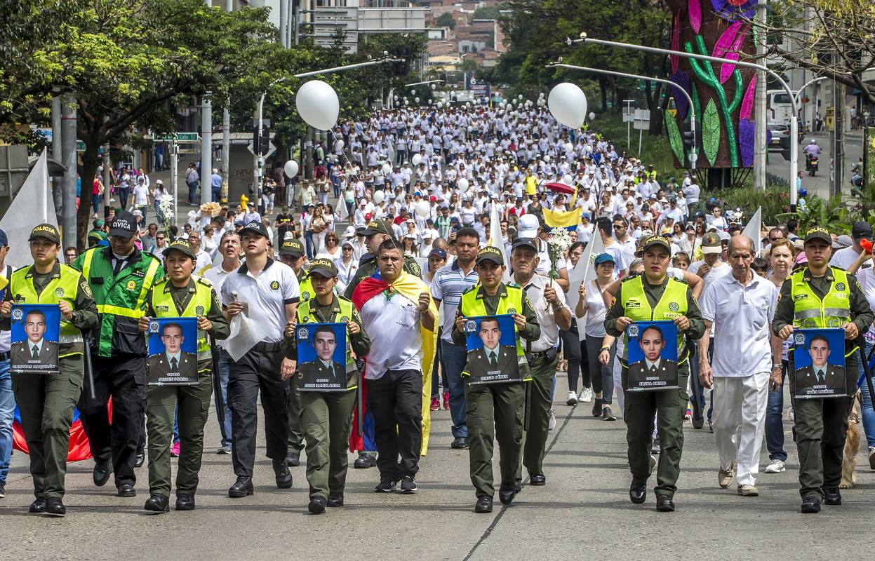 La marcha salió desde el Parque de los Deseos y terminó en el parque de Las Luces. Foto Juan Antonio Sánchez