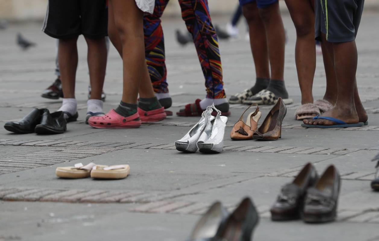 La particular exhibición se realizó en la Plaza Bolívar, en Bogotá. FOTO EFE