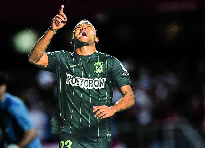 Miguel Borja, la gran figura de Atlético Nacional en el estadio Morumbí, espera repetir su actuación en el Atanasio. FOTO AP