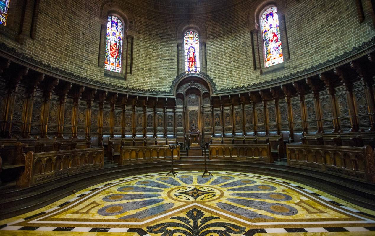 El piso del Altar Mayor y del Coro de los Canónigos también guardan su relación con la identidad colombiana. FOTO JULIO CÉSAR HERRERA