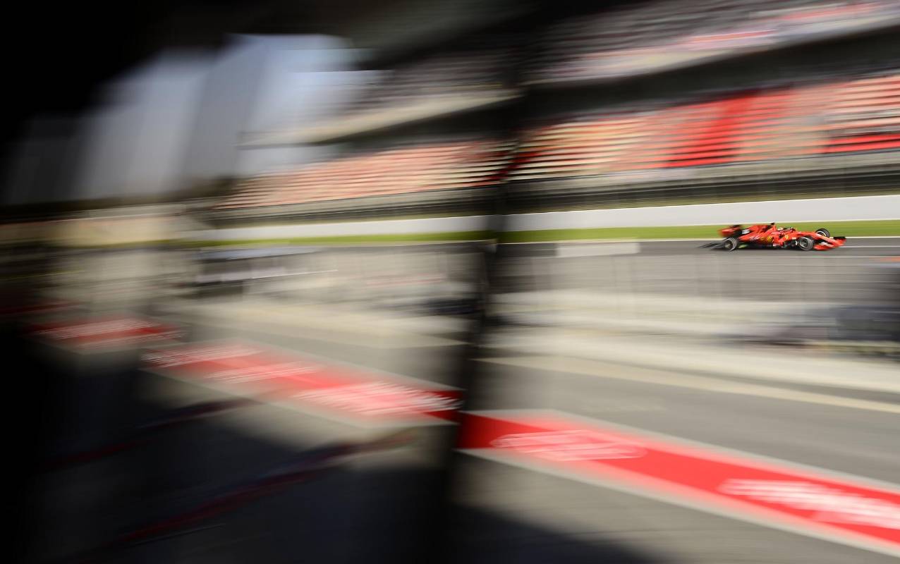 El piloto de Ferrari, Charles Leclerc, participa en las pruebas para la nueva temporada del Gran Premio de Fórmula Uno en el circuito de Cataluña en Montmeló, en las afueras de Barcelona. Foto: AFP.