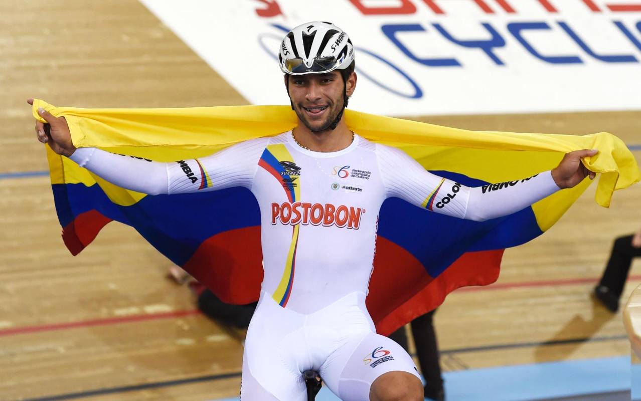 El ciclista antioqueño Fernando Gaviria se coronó este sábado bicampeón mundial de la modalidad de ómnium en el ciclismo de pista que se cumplió en Londres, con la presencia de los mejores exponentes orbitales. FOTO AFP