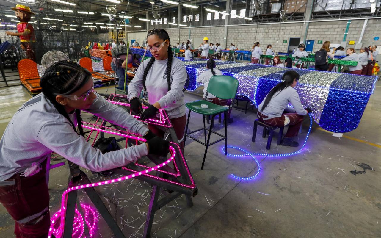 Otros espacios de la ciudad también contarán con circuitos especiales de alumbrados. FOTO JAIME PÉREZ MUNÉVAR