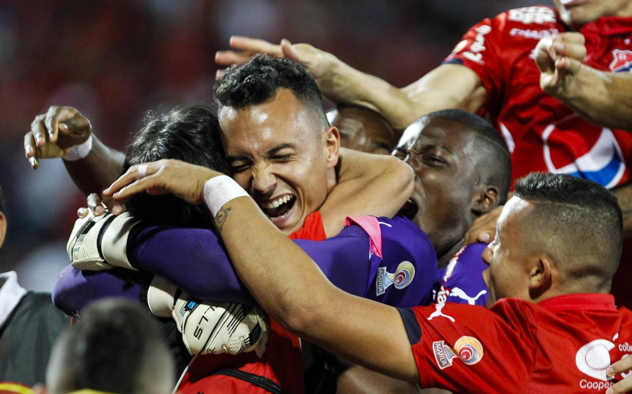 Medellín se medirá en la final ante el Junior de Barranquilla, que tambén venció a Nacional por penaltis. FOTO Jaime Pérez Munévar