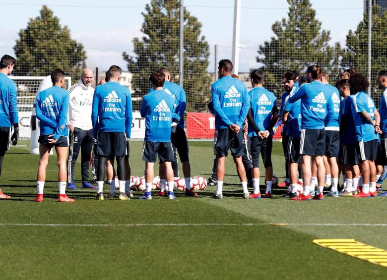 Aunque desde el 19 de mayo se permitieron entrenamientos de máximo 14 jugadores, desde el lunes podrá entrenar la plantilla completa. FOTO EFE