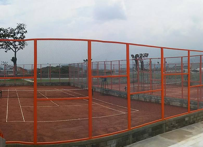 Las nuevas instalaciones de la María Luisa Calle tienen una inversión de 1909 millones de pesos por parte del Inder, entidad que alista una pronta inauguración. FOTO cortesía liga de tenis