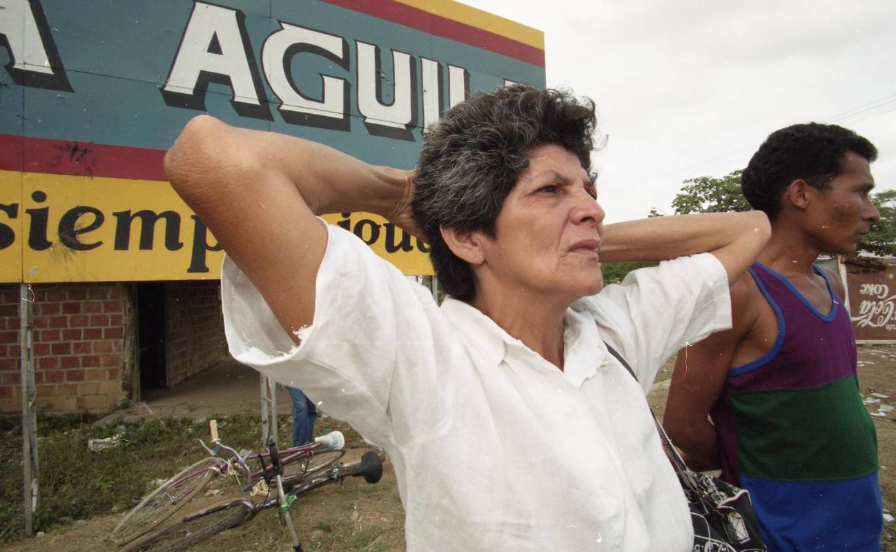 Los paramilitares recorrieron casa por casa, sacando a los habitantes de El Salado a la calle. En la cancha del corregimiento se torturaron y asesinaron a 17 personas. Foto: Archivo El Colombiano. Foto: Archivo El Colombiano. 
