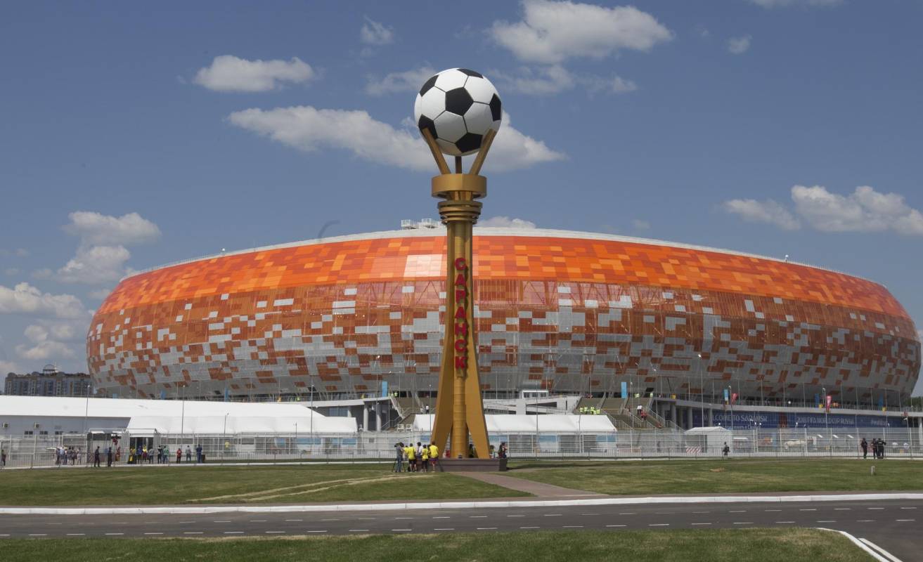 El Mordovia Arena es el escenario del debut de la selección Colombia, allí llegan miles de colombianos que han viajado desde diferentes partes del mundo para ver al equipo tricolor frente a Japón. Foto: Juan Antonio Sánchez, Enviado especial