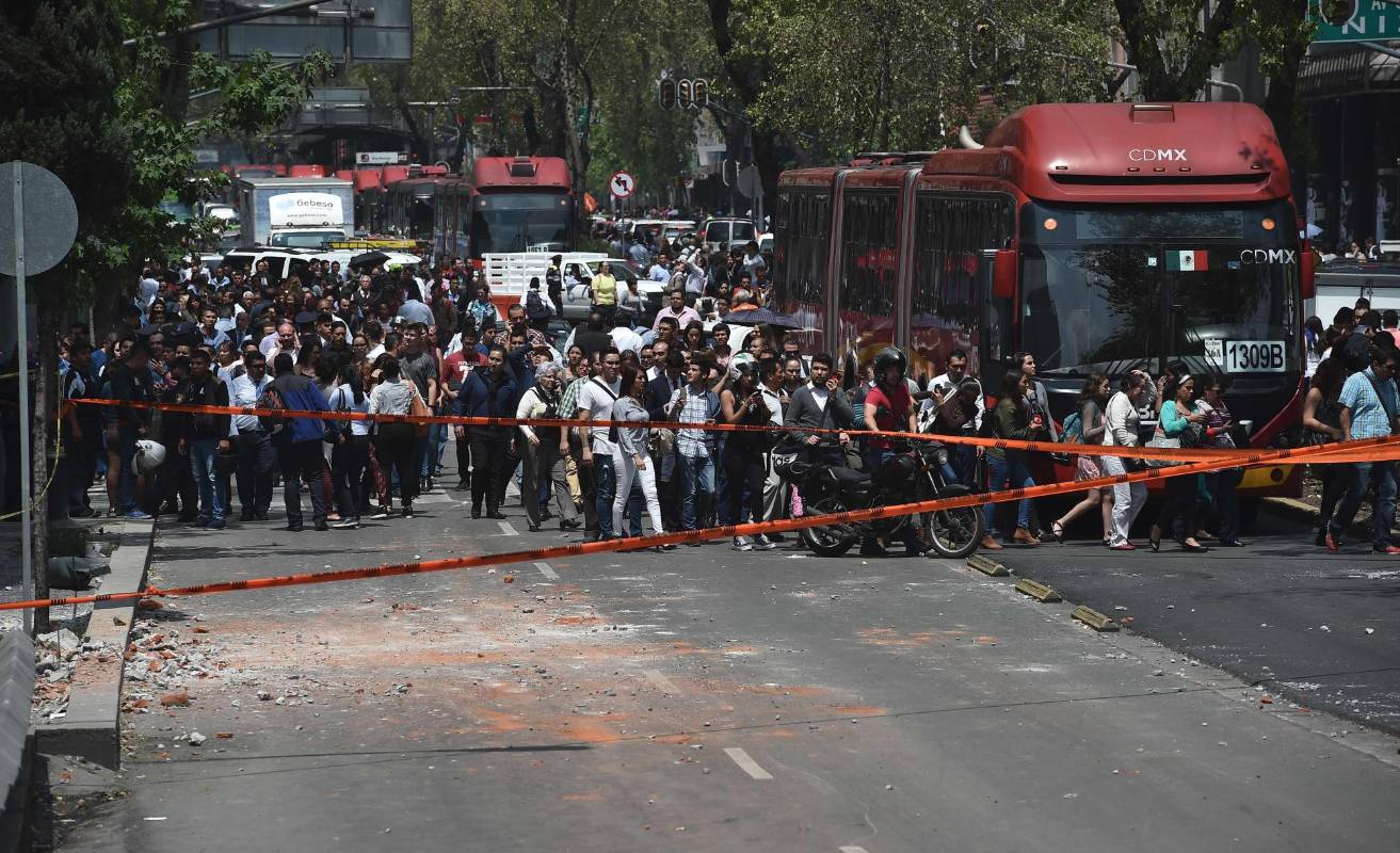 Un terremoto de magnitud 7,1 sacudió el centro de México y afectó importantes edificios. AFP