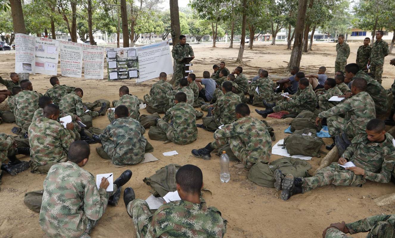 Ejercicios de entrenamiento de la Brigada Móvil numero 25 de la Fuerza de Tarea Nudo del Paramillo del Ejército, cuya misión es combatir a los frentes 18 y 36 de las Farc, al Eln y a las Bacrim en el norte de Antioquia y sur de Córdoba. Foto: Donaldo Zuluaga Velilla