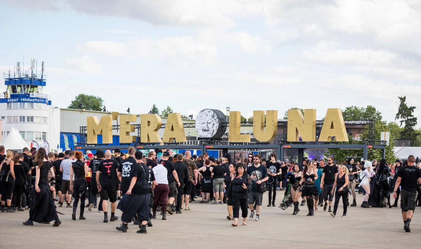 El festival M’era Luna es uno de los eventos más grandes de la escena gótica y negra en Europa. 