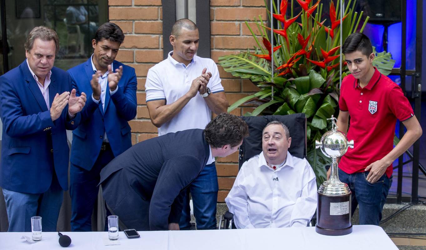  Ramón Jesurum, Juan Carlos Henao y Samuel Vanegas, entre los invitados al evento. FOTO JUAN ANTONIO SÁNCHEZ