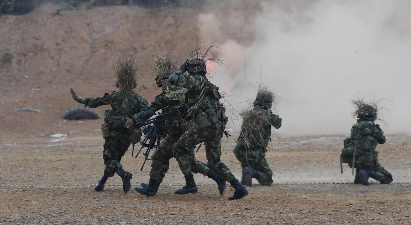 Ejercicios de entrenamiento de la Brigada Móvil numero 25 de la Fuerza de Tarea Nudo del Paramillo del Ejército, cuya misión es combatir a los frentes 18 y 36 de las Farc, al Eln y a las Bacrim en el norte de Antioquia y sur de Córdoba. Foto: Donaldo Zuluaga Velilla