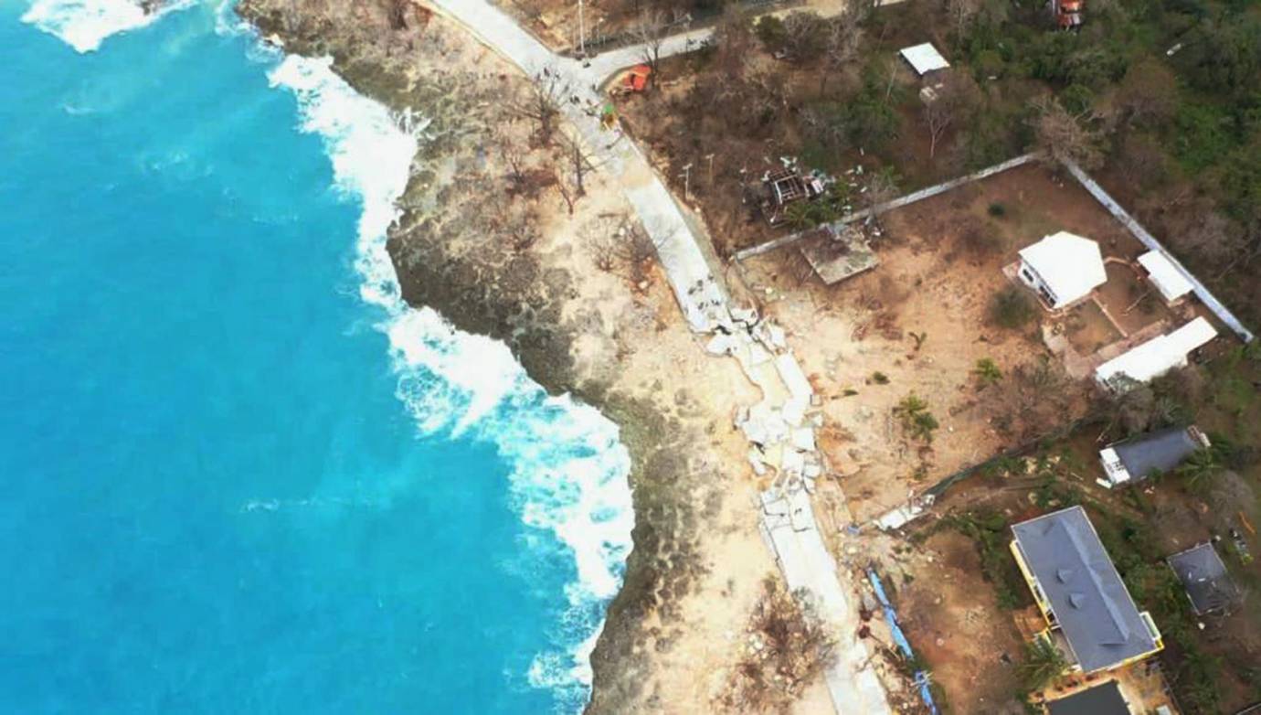 Según reportes del Ideam, 25 departamentos han sido afectados por el mal tiempo. Además de lluvias en la región Caribe, que han afectado a los departamentos de La Guajira, Magdalena, Atlántico, Bolívar, Sucre y César, las fuertes precipitaciones y el aumento del caudal de los ríos se han sentido en el Golfo de Urabá -en Antioquia-, Chocó, los santanderes, Cundinamarca, noroccidente de Boyacá, oriente del Tolima y Huila, así como en Meta, Guaviare, Caquetá, Putumayo y Amazonas. FOTOS AFP, GETTY IMAGES, EFE Y PRESIDENCIA DE LA REPÚBLICA