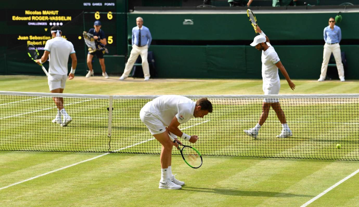 Los colombianos se midieron en la final ante los franceses Nicolás Mahut y Édouard Roger-Vasselinr. FOTO AFP