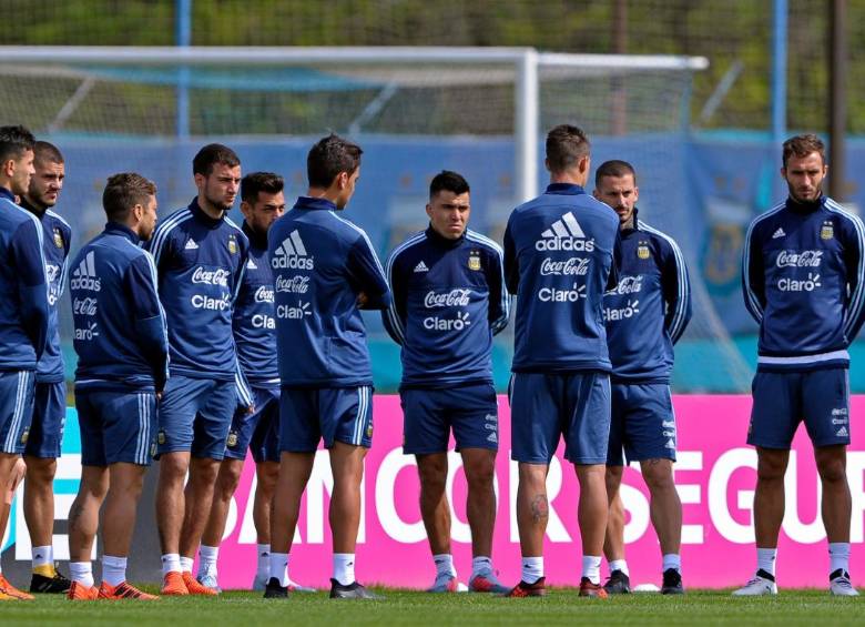 Últimas indicaciones para un grupo que no ha respondido en la Eliminatoria. Argentina está en riesgo de quedar eliminada. FOTO afp