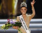 Demi-Leigh Nel-Peters es la nueva Miss Universo. FOTO EFE