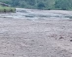 El sedimento de la ciénaga la Legiada provocó que el caudal del río Murindó se desplazara, dejando sin acceso al agua e incomunicadas a más de 1.200 personas. Foto: Cortesía. 